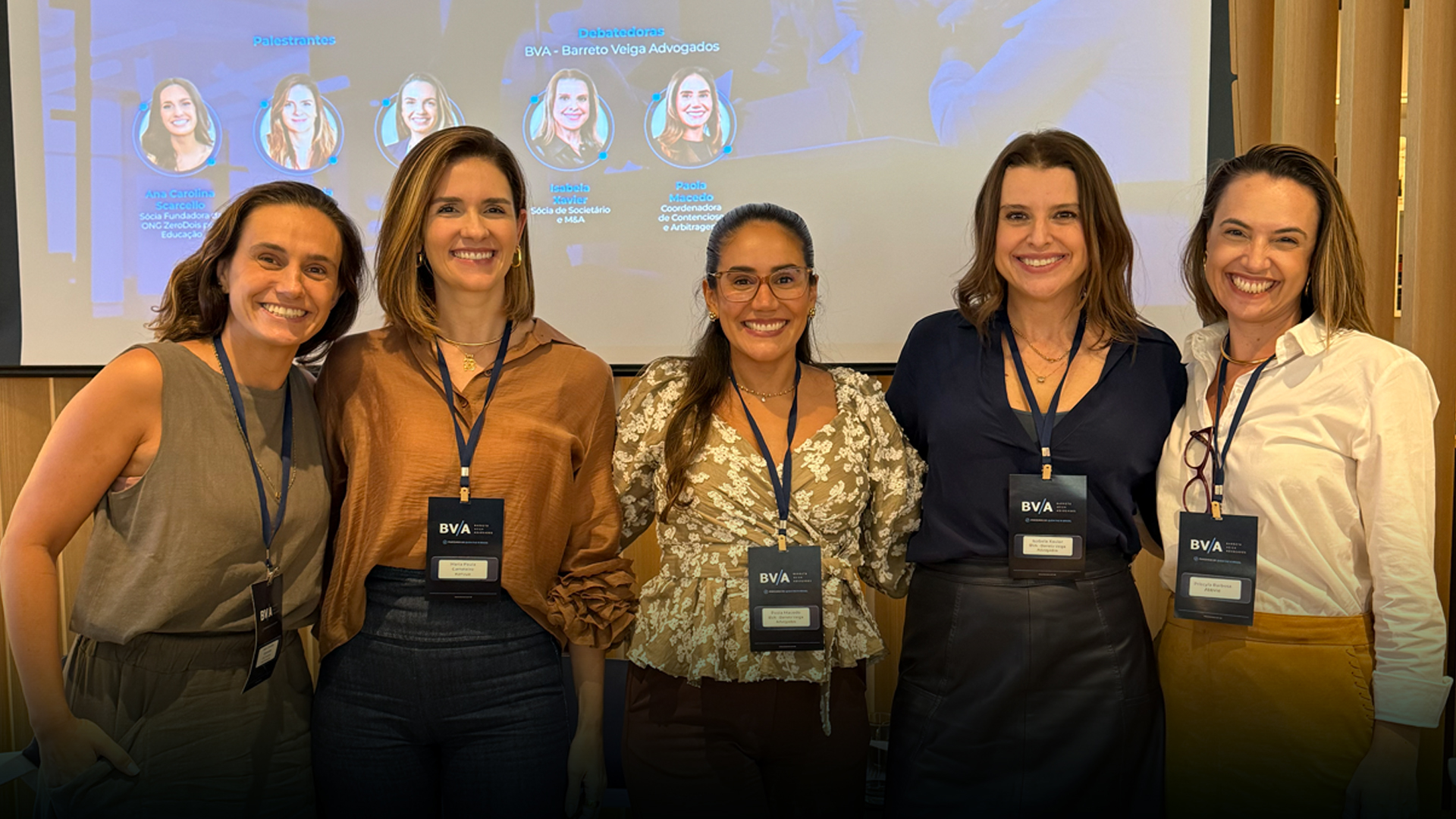 Os múltiplos papéis das mulheres na liderança: reflexões e desafios ao longo da trajetória profissional feminina